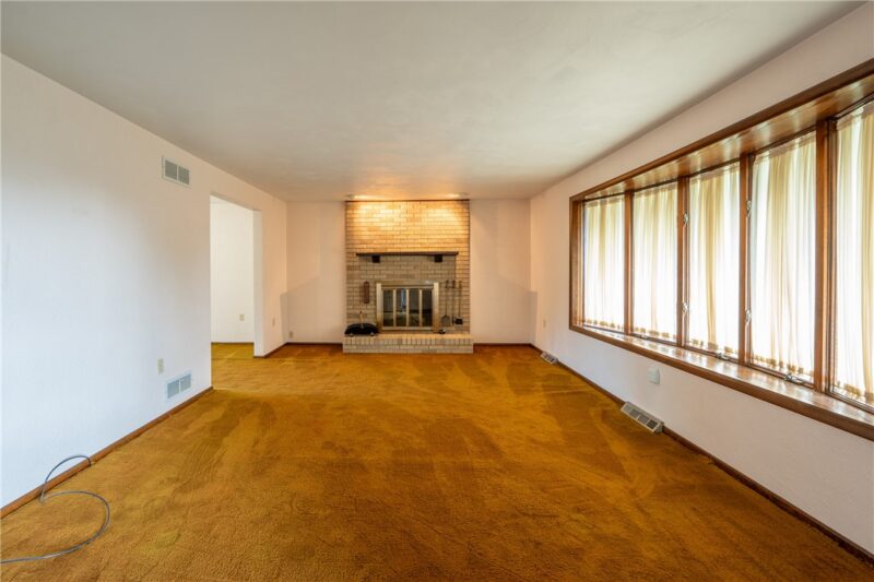 1217 Hillview Dr — photo 5