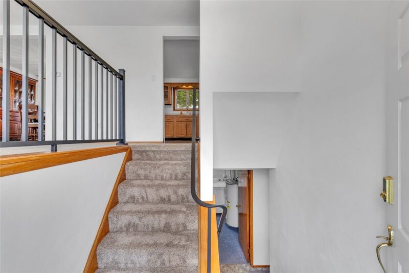 1259 W Fir Dr — photo 3