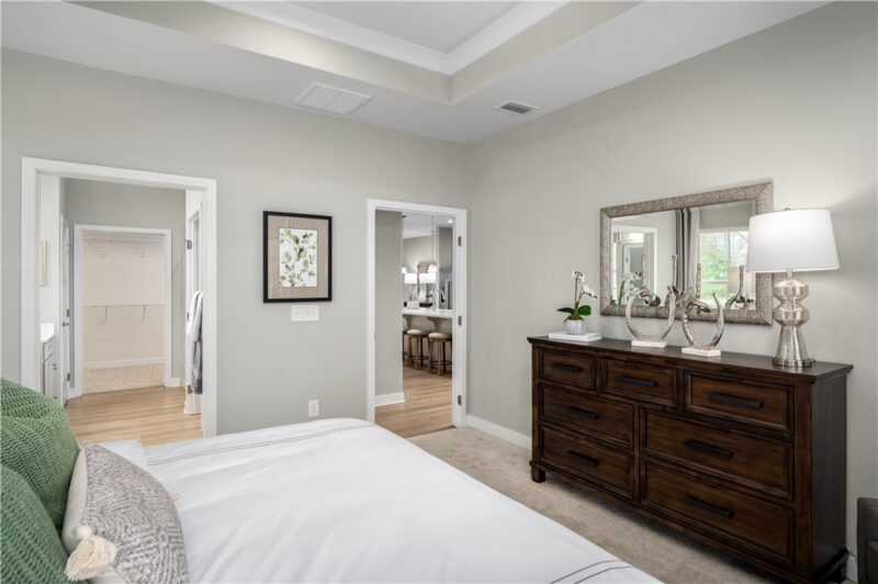 160 Olivia Drive — photo 3