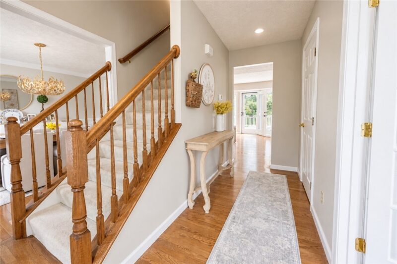 8315 Reagan Dr — photo 3