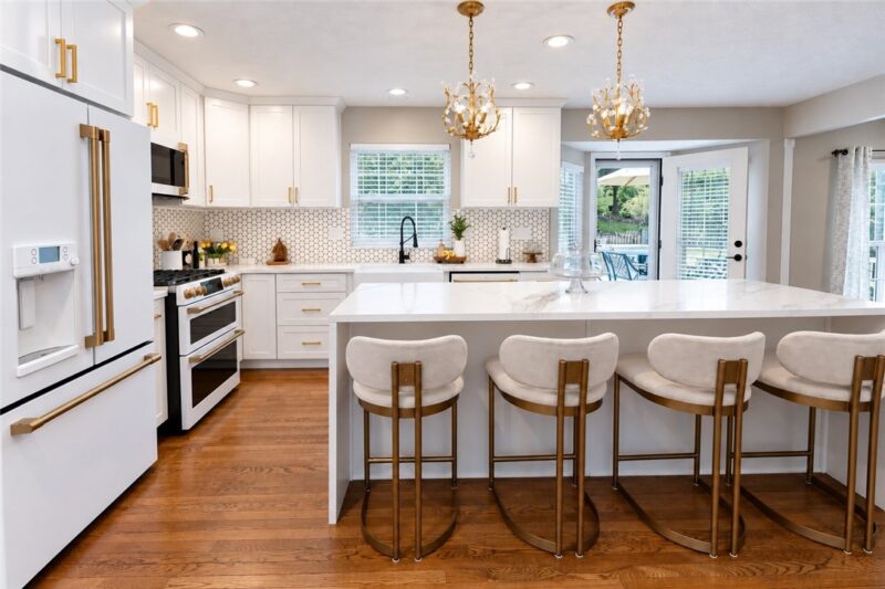 8315 Reagan Dr — photo 8