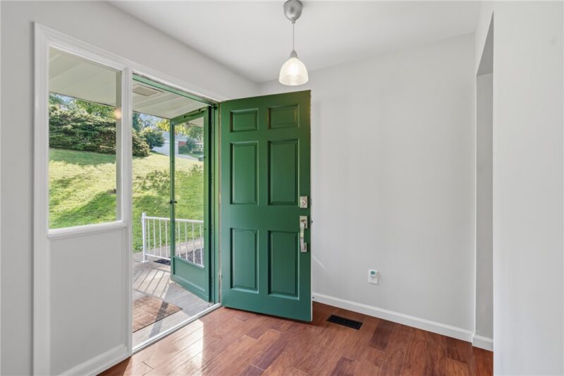 103 Highland Dr — photo 4