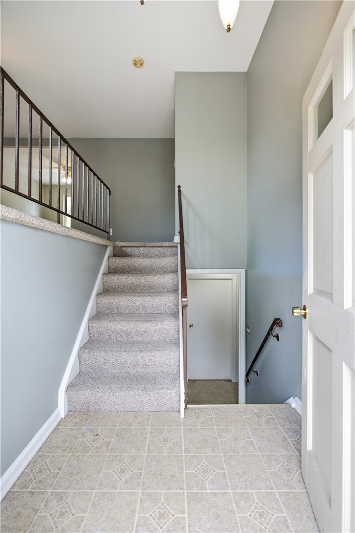 120 Persian Dr — photo 4