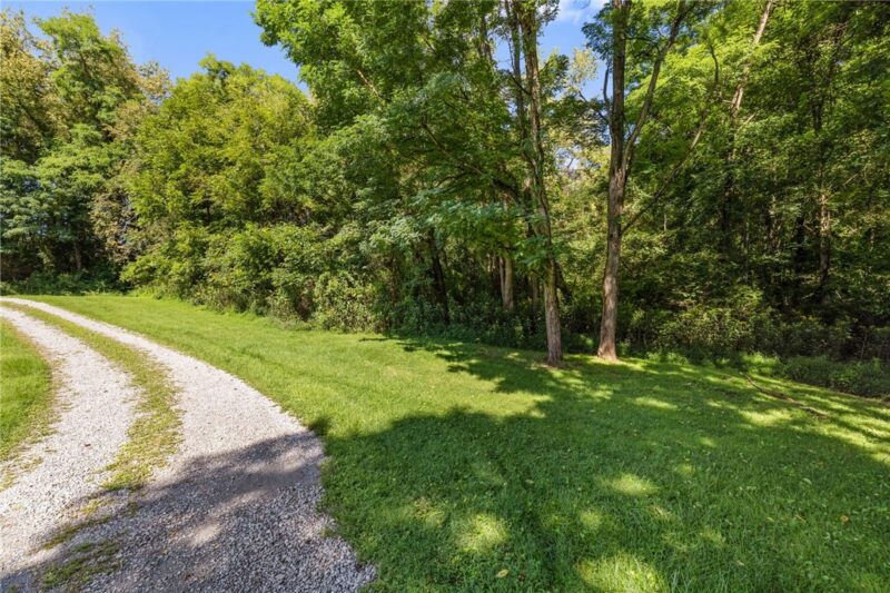 1621 Ridgewood Dr — photo 5