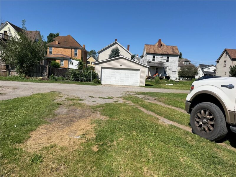 711 Carlisle Street — photo 2