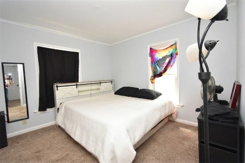711 Carlisle Street — photo 4