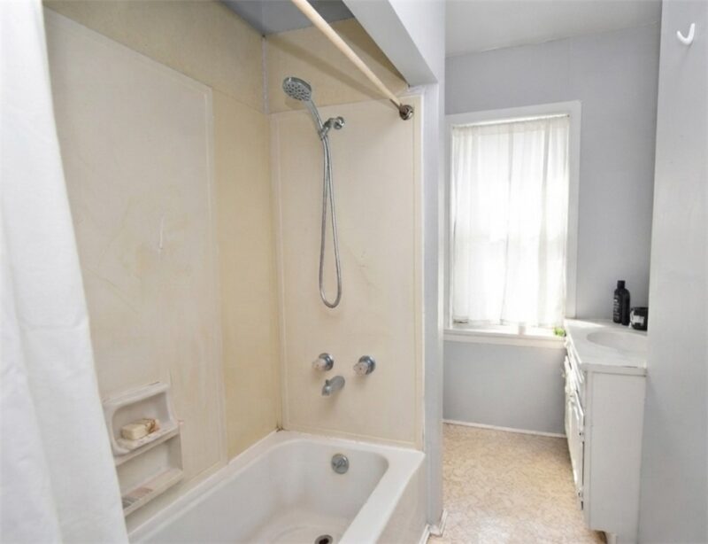 711 Carlisle Street — photo 6