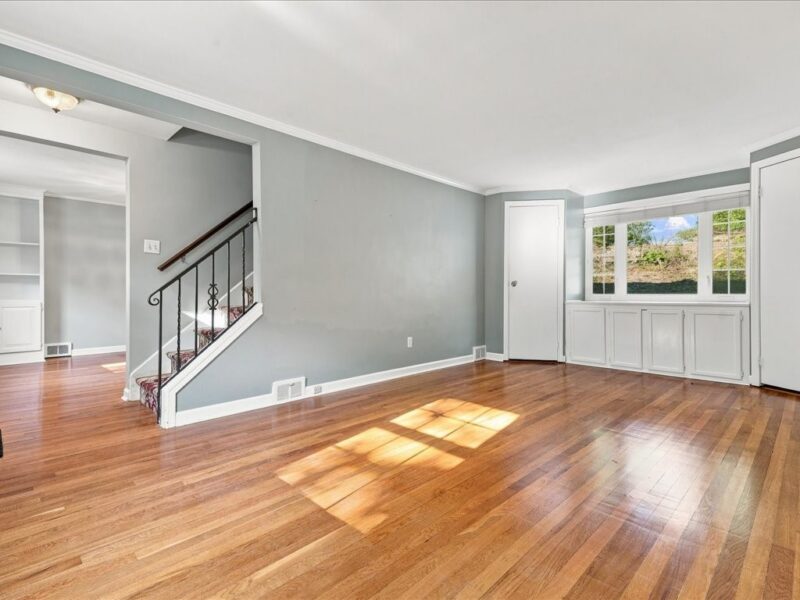 60 Iroquois Dr. — photo 4