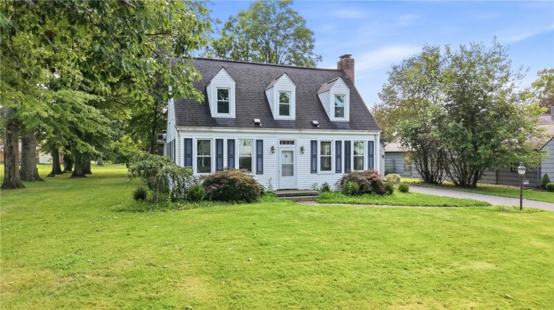 1628 McDowell St — photo 2