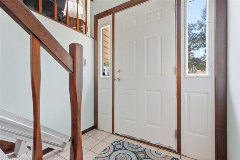 205 Kirkwood Drive — photo 2