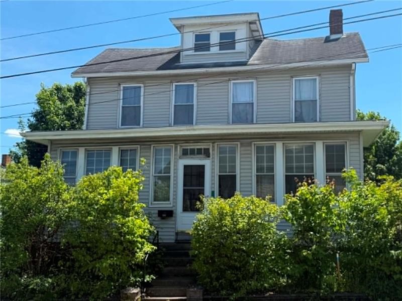 14 E CHURCH STREET — photo 1