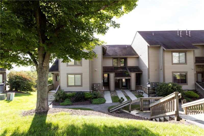 Y3 Sunridge Dr — photo 2