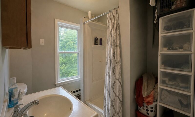 886 N Sharpsville Ave — photo 6