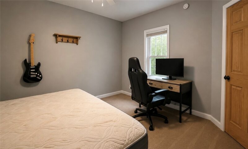 886 N Sharpsville Ave — photo 7