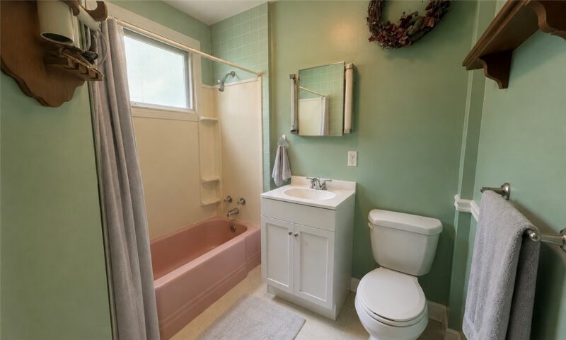 438 Watson St — photo 7