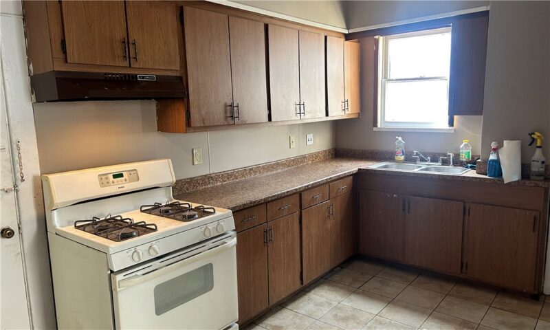 788 S Irvine Ave — photo 6