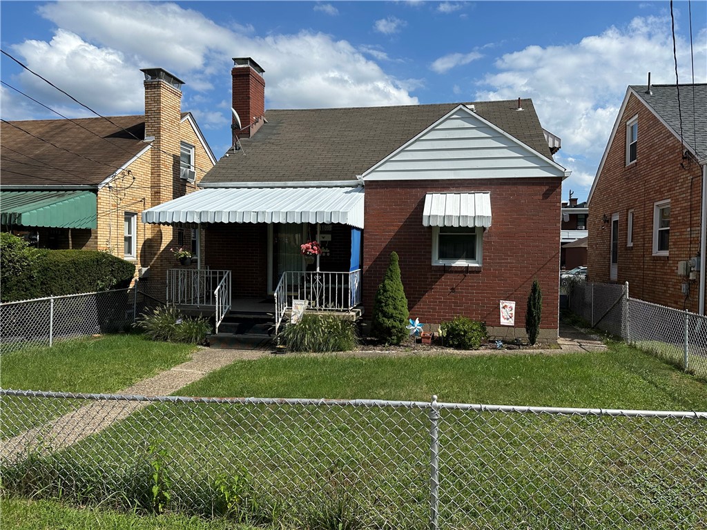 1109 Holmes St — photo 1
