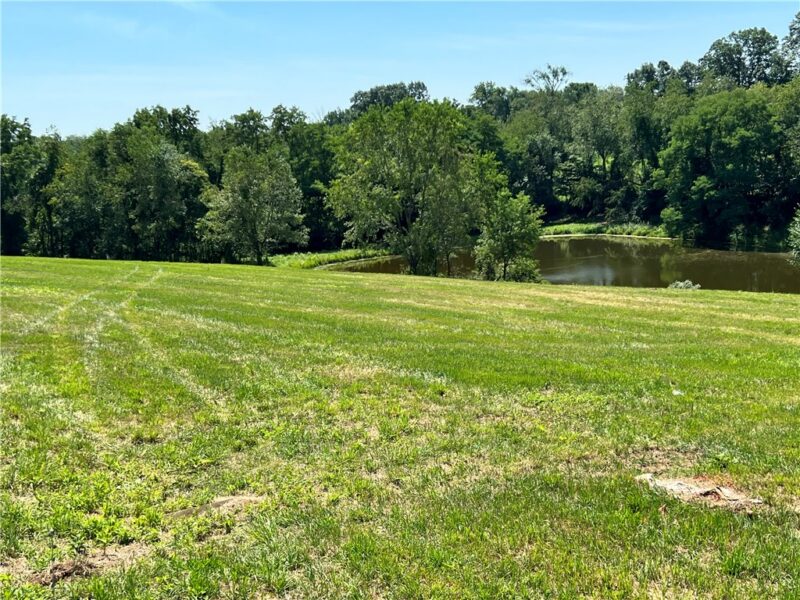 312 Vance Dr — photo 3