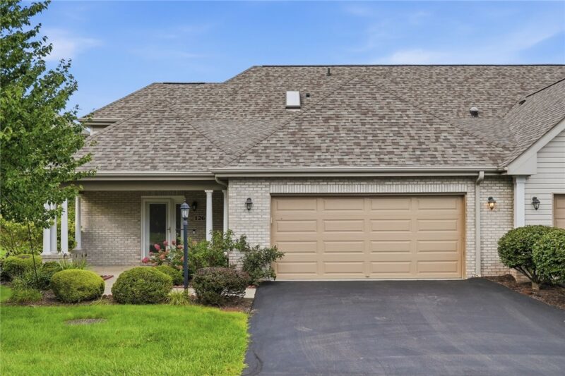 126 Woodlands Trl — photo 3