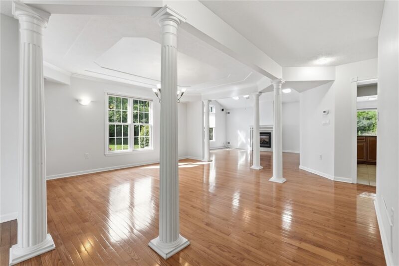 126 Woodlands Trl — photo 8