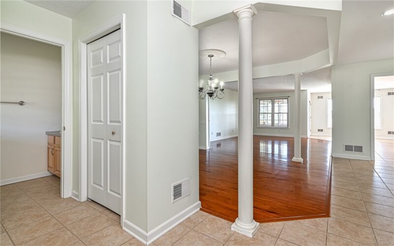 101 Walker Ln — photo 4
