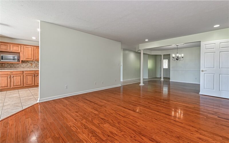 101 Walker Ln — photo 7