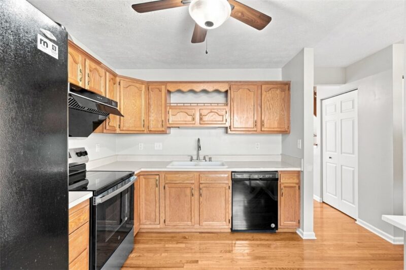 3033 Estate Dr — photo 7