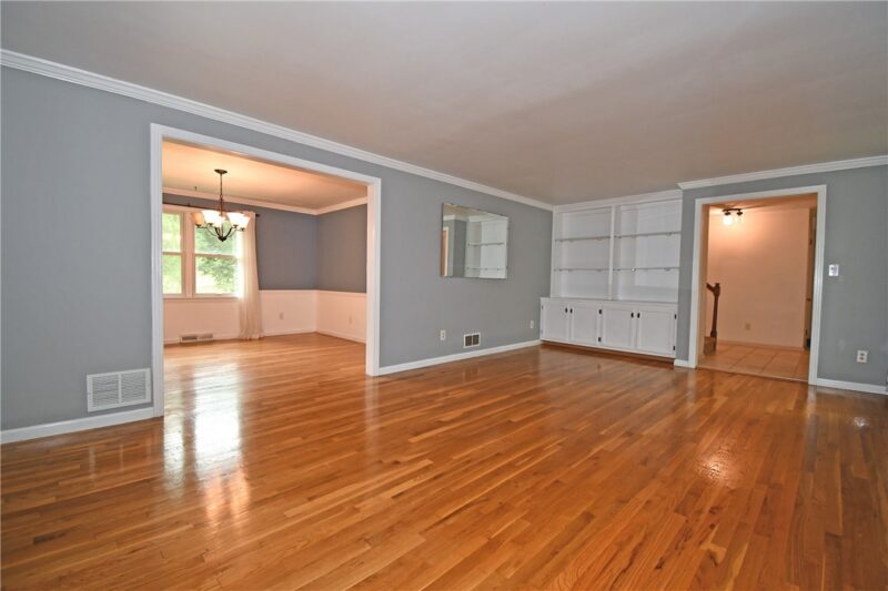 545 Pebblewood Ct — photo 7