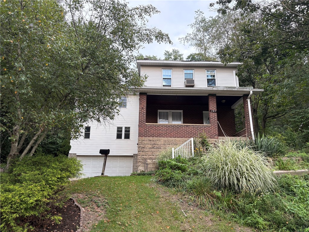107 Elmore Rd — photo 1