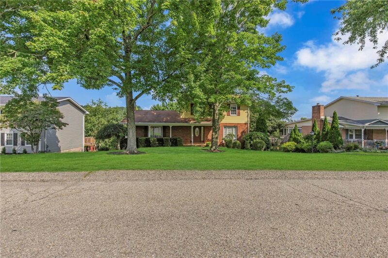 107 Heather Dr — photo 2