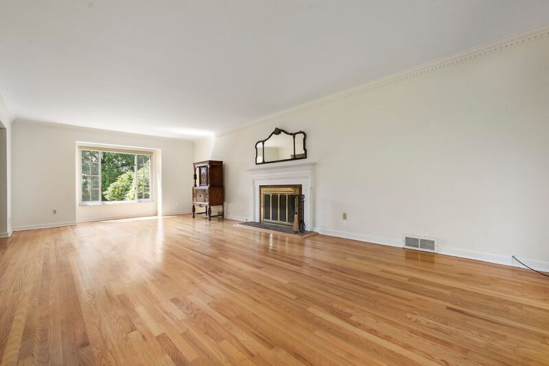111 Wilmar Dr — photo 4
