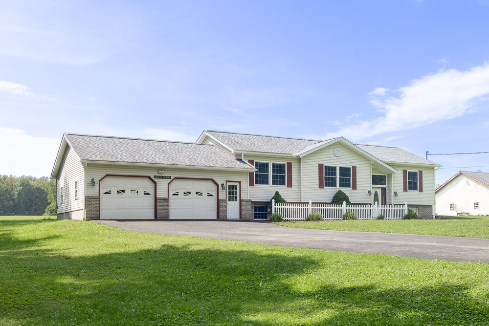 1000 Shady Lane Rd — photo 1