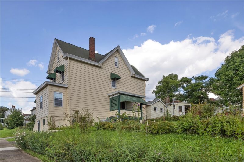 421 Highland