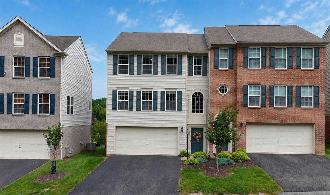 175 AIDAN COURT — photo 1