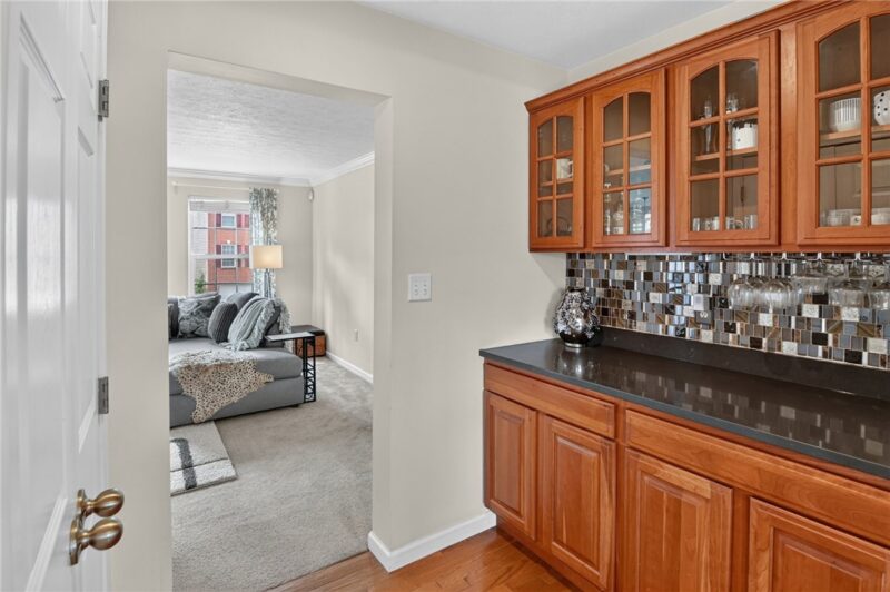 175 AIDAN COURT — photo 8