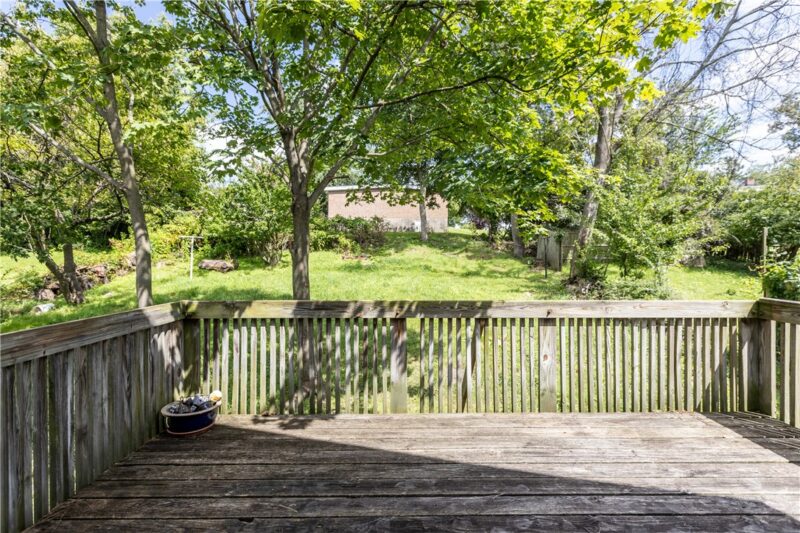 280 Locust Ave — photo 3