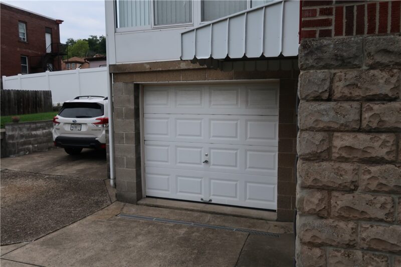 1250 Goe Ave — photo 7
