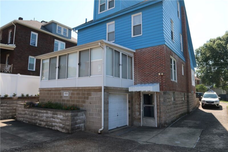 1250 Goe Ave — photo 8