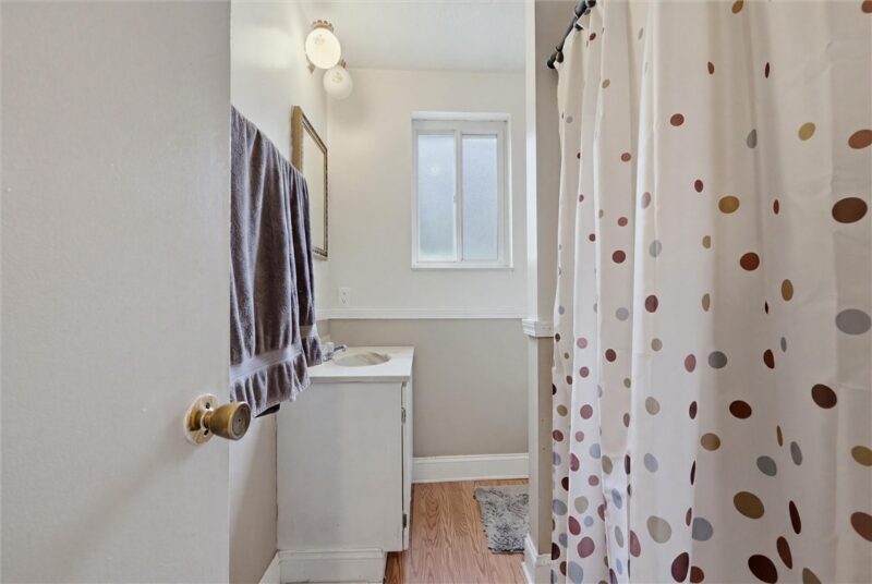 5929 Verona Rd — photo 7
