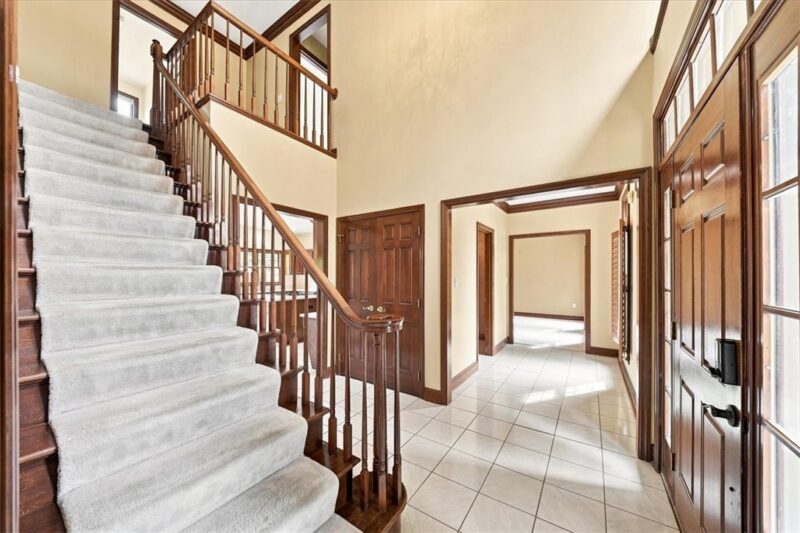 123 Foxwood Dr — photo 4