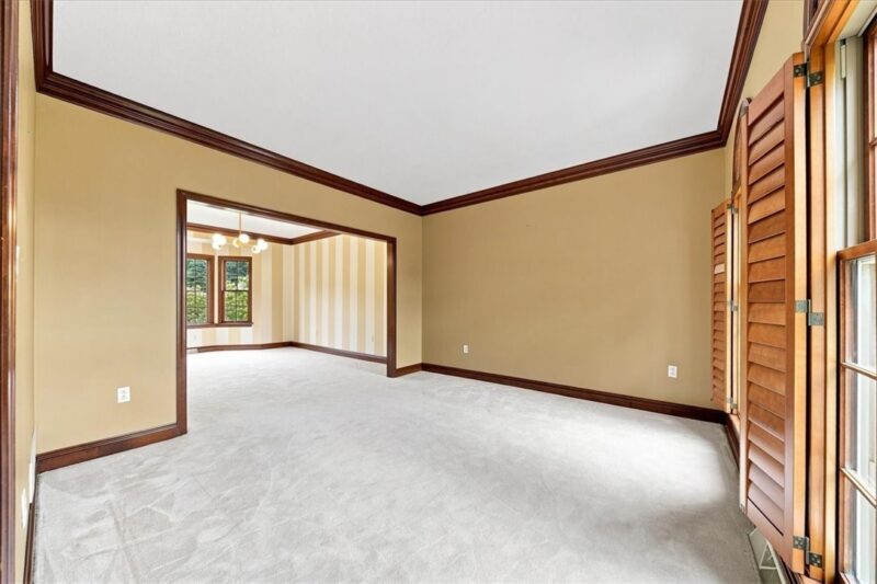 123 Foxwood Dr — photo 8