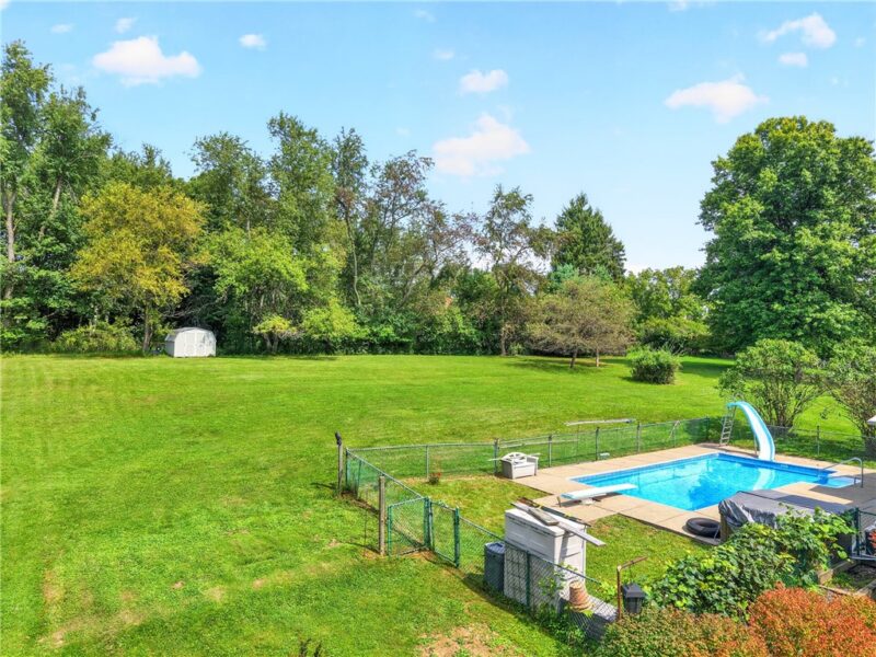 4355 Rosanna Dr — photo 7