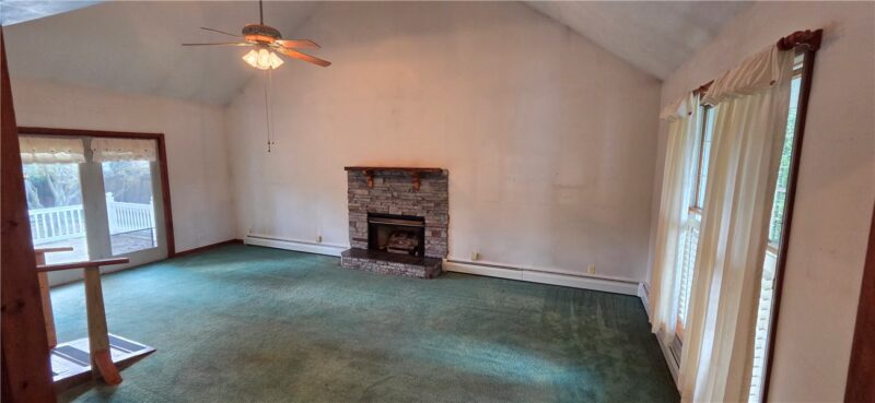 525 Davis Ave — photo 4