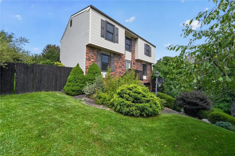 3514 Countrywood Drive — photo 2