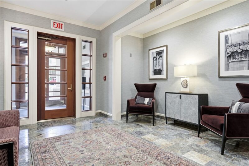 220 N Bellefield Avenue 1002 — photo 3
