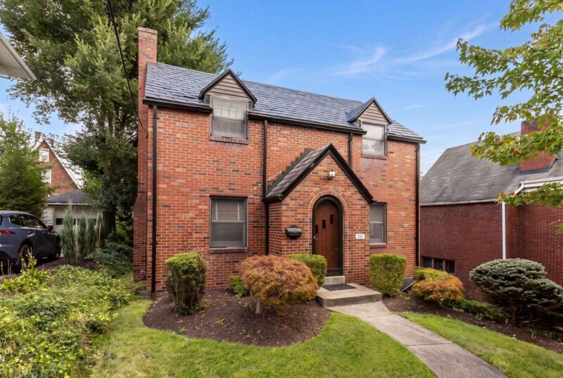 261 Ashland AVENUE — photo 4