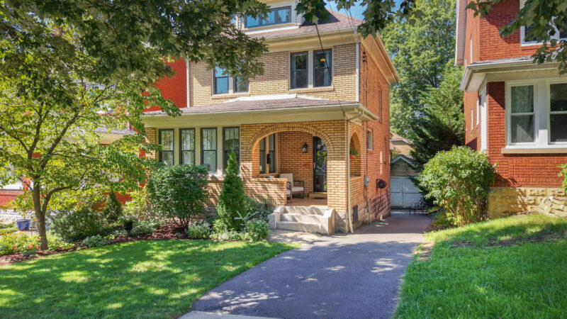 456 Mapleton Avenue — photo 2