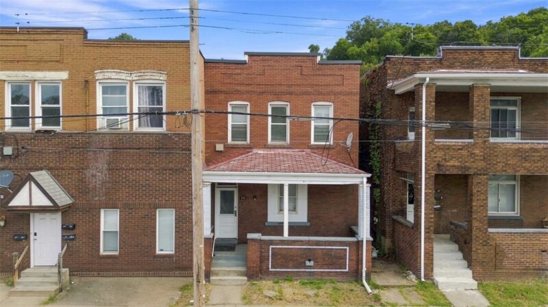 502 Broadway Ave