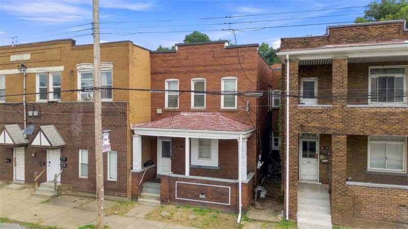 502 Broadway Ave — photo 2