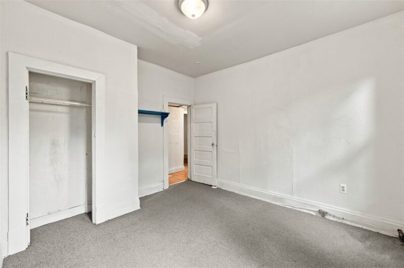 502 Broadway Ave — photo 5